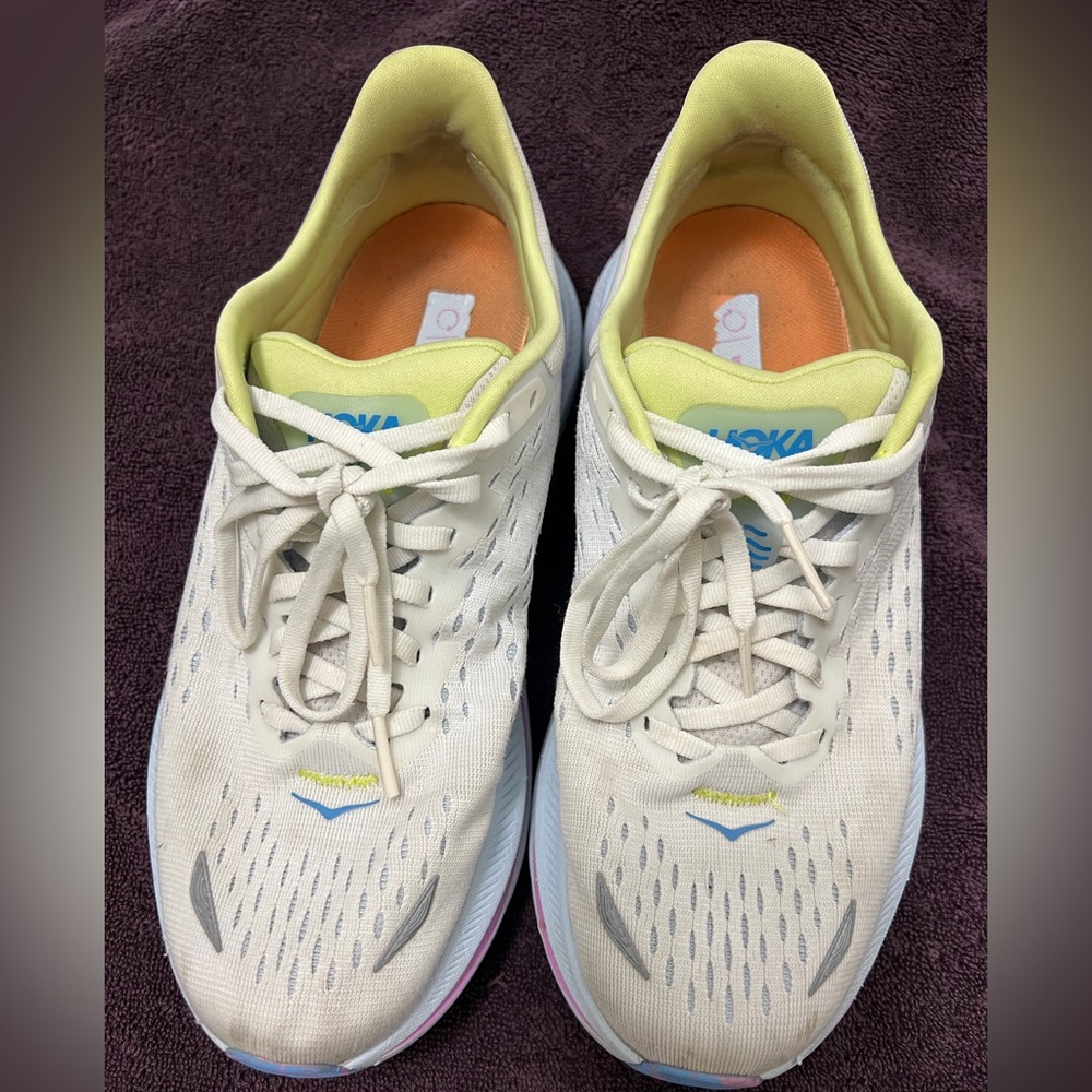 Hoka One One Women's Kawana